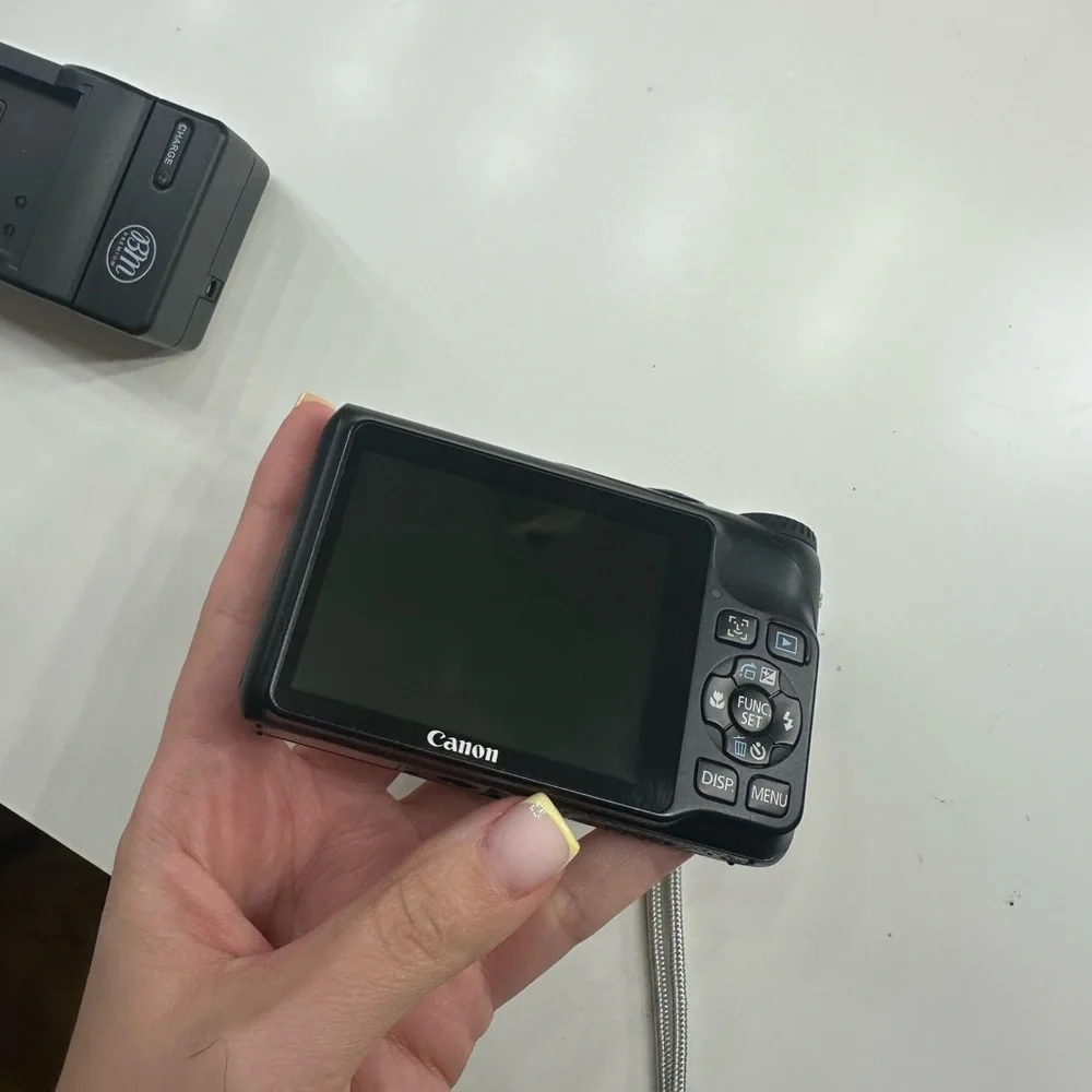 Canon Compact Digital Camera in Black